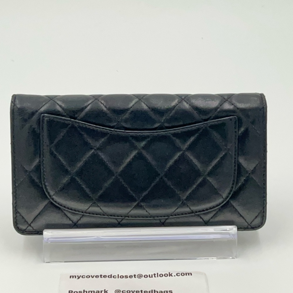 CHANEL Yen Wallet Black w/Taupe Interior and Silver CC Logo Very Good Condition - Picture 2 of 16